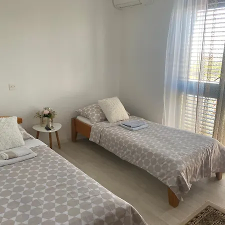 Vulinka Pension בית הארחה דראגה