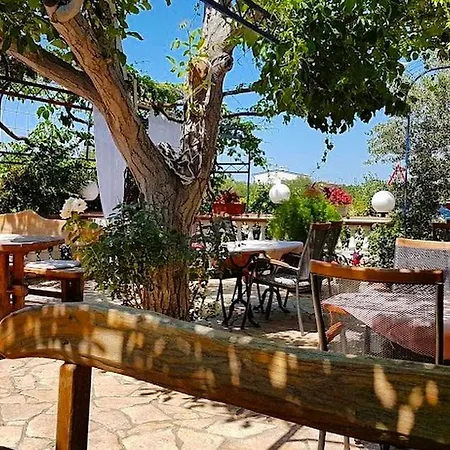 Vulinka Pension Πανσιόν 3*